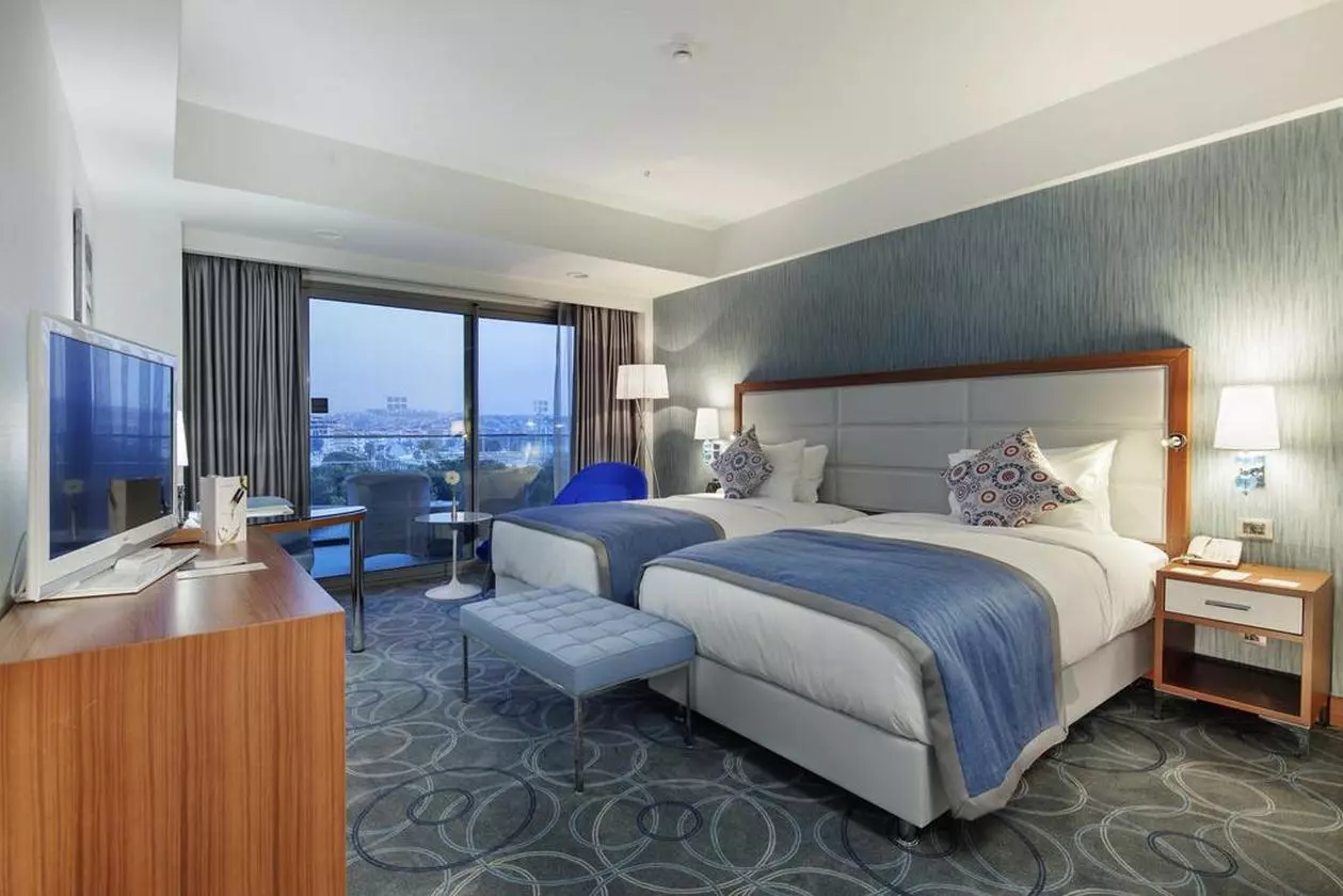 619863DOUBLETREEHILTON_SHABAVIZ (13).jpg